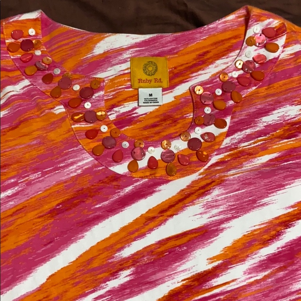 Ruby Rd. Brand New Condition - Picture 4 of 10